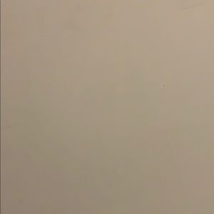 Meet your Posher, Ena